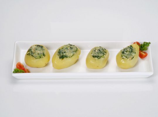 Foto de: Batatas recheadas com folhas de nabo