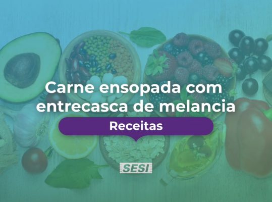 Foto de: Carne ensopada com entrecasca de melancia