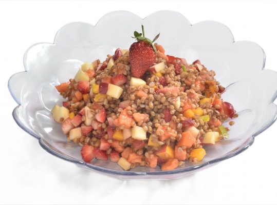 Foto de: Salada de frutas com cevadinha
