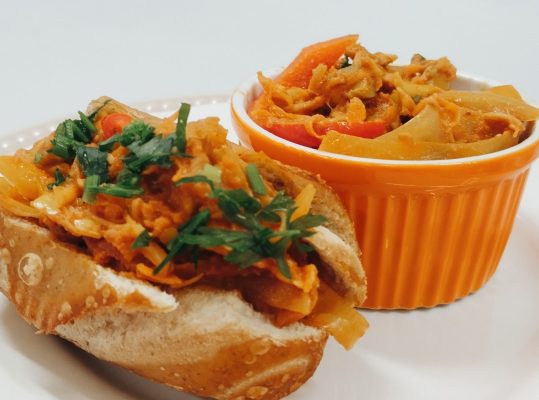 Foto de: Carne louca de casca de banana (casca louca)